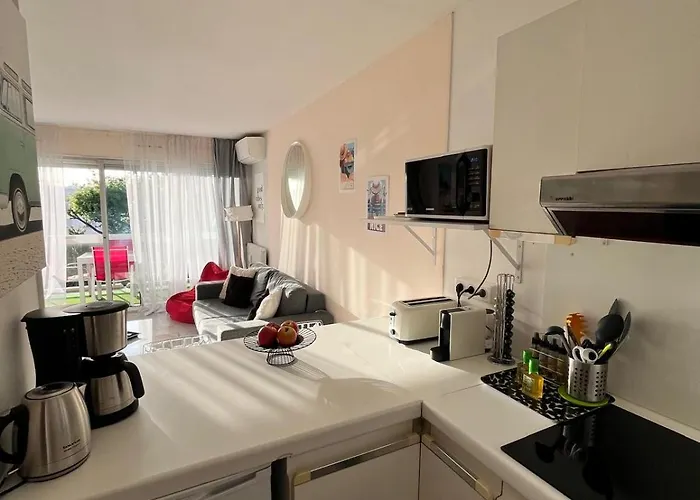 Grand Localisation Ideale * 昂蒂布